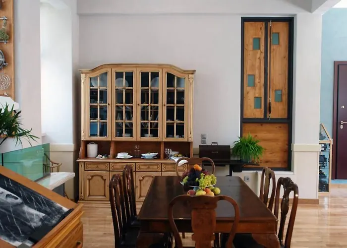 Unique - Spacious Studio With Rooftop / Thissio